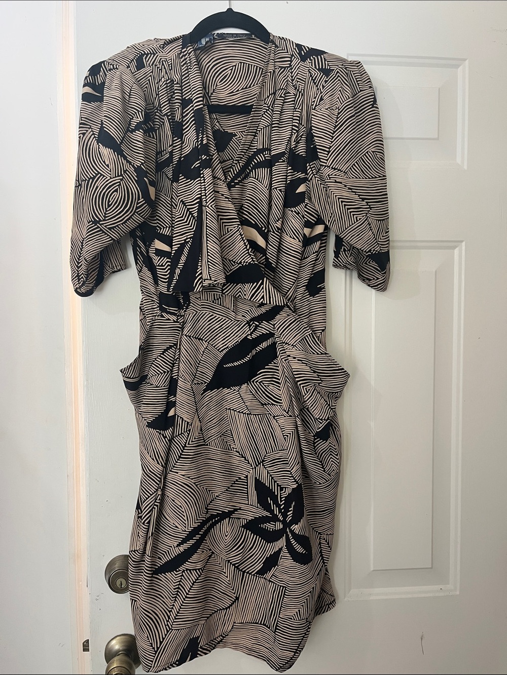 Vintage Emanuel Ungaro Black and Cream dress